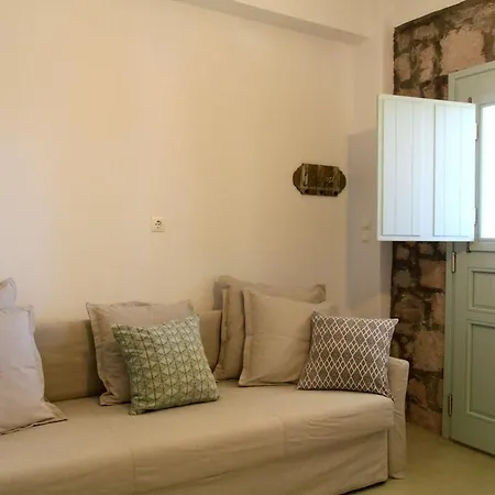 בית נופש Aegean Blue Mandrakia